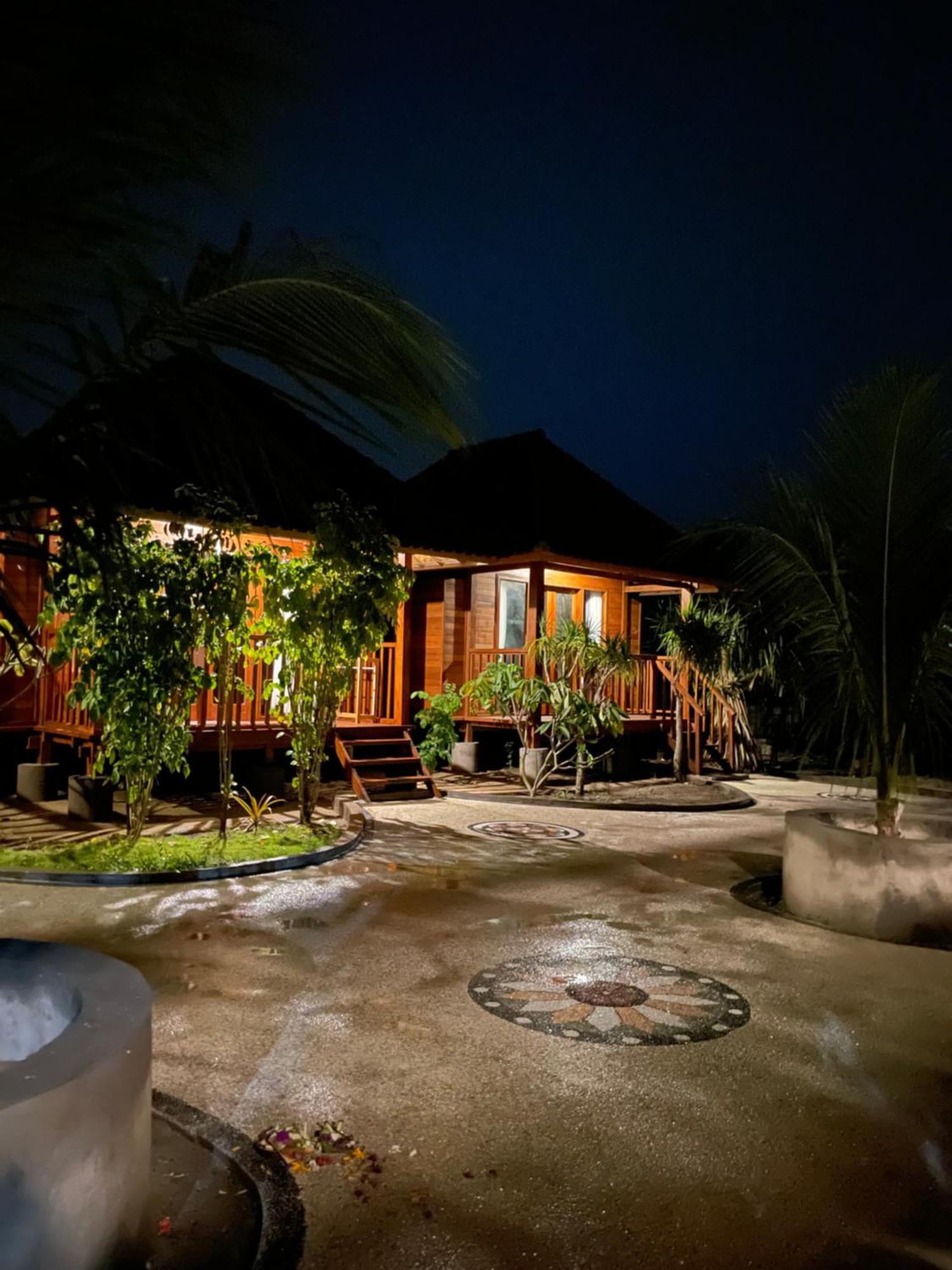 Mangrove Beach Hut Lembongan Extérieur photo
